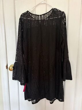 NWT black dress with flare sleeves size XXL works for XL too. Looks expensive